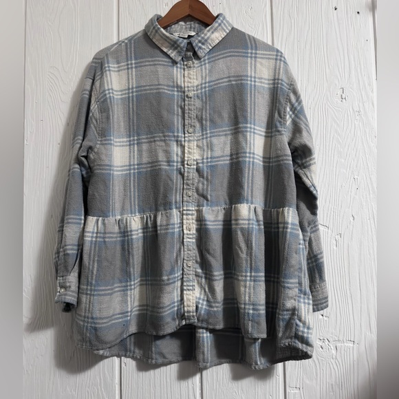 American Eagle Outfitters Tops - Peplum Plaid Flannel Top